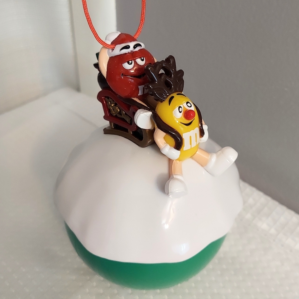 Green M&M Snowball Ornament Candy Container Sleigh Christmas Collectible